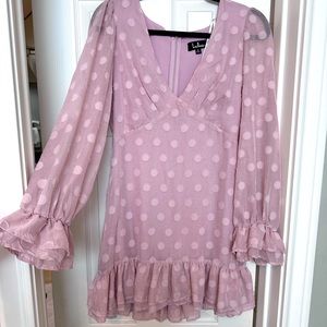 Hardly worn mauve ruffle hem Lulus mini dress